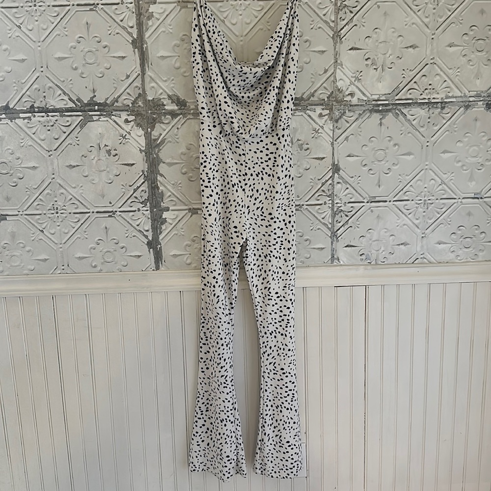 🤍🖤Capella Flared Jumpsuit